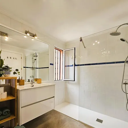 Stylish & Cozy By The *