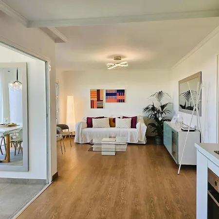 Apartamento Stylish & Cozy By The